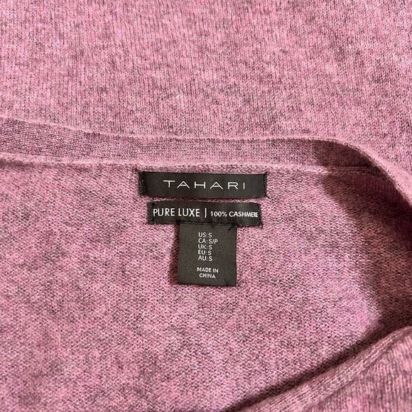 Tahari Purple Crew Neck Sweater with Elegant Texture  💯 CASHMERE - Picture 9 of 10